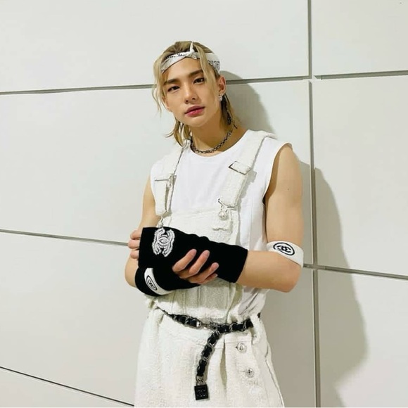 Auth Chanel Sport Line CC Logo Pink Terry Cloth Sweatband Set - Picture 8 of 10